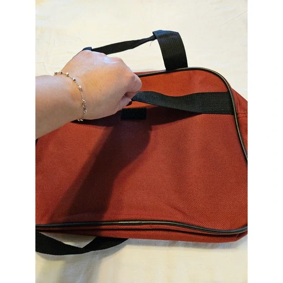 TAG Red Canvas Messenger Bag Shoulder Strap Carry On Travel Bag - Picture 4 of 4